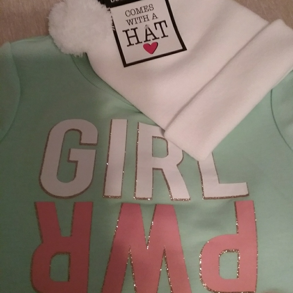 GIRLS BEAUTEES SOFT PULLOVER SWEATSHIRT HAT SET...